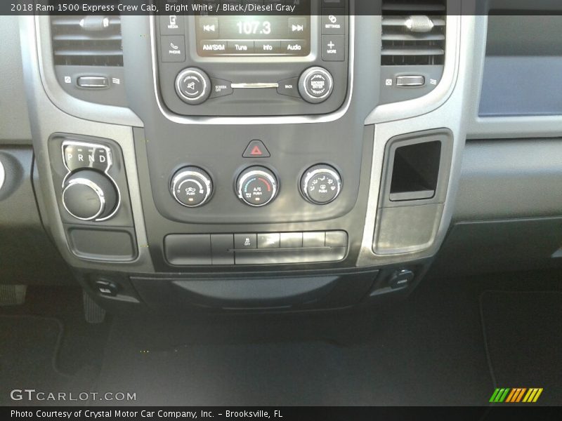 Bright White / Black/Diesel Gray 2018 Ram 1500 Express Crew Cab