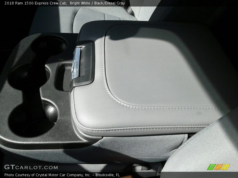 Bright White / Black/Diesel Gray 2018 Ram 1500 Express Crew Cab