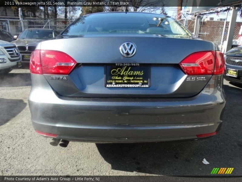 Platinum Gray Metallic / Titan Black 2011 Volkswagen Jetta SEL Sedan