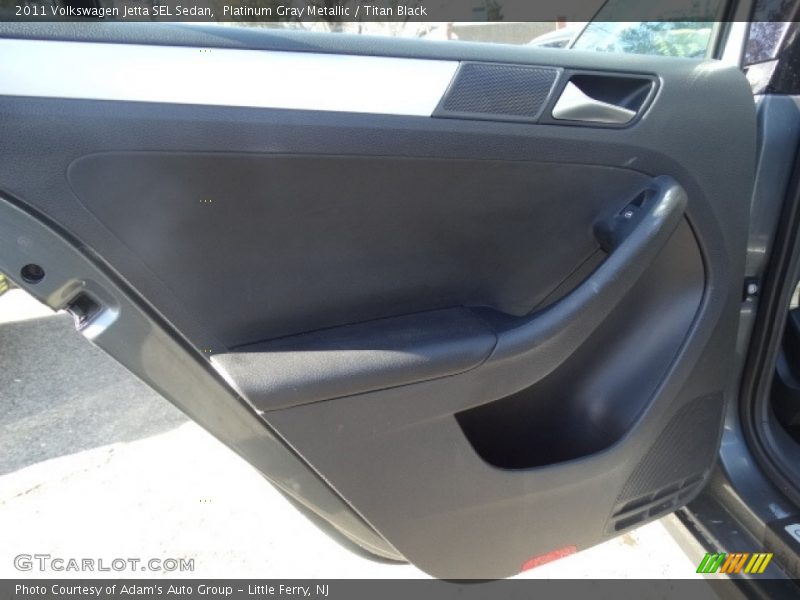 Platinum Gray Metallic / Titan Black 2011 Volkswagen Jetta SEL Sedan