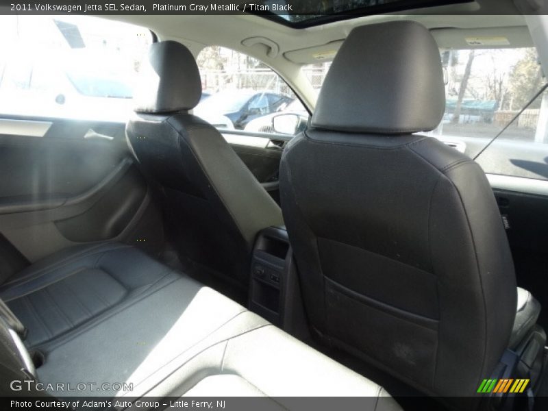 Platinum Gray Metallic / Titan Black 2011 Volkswagen Jetta SEL Sedan