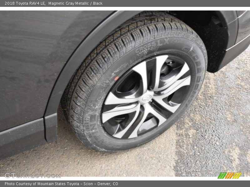 Magnetic Gray Metallic / Black 2018 Toyota RAV4 LE
