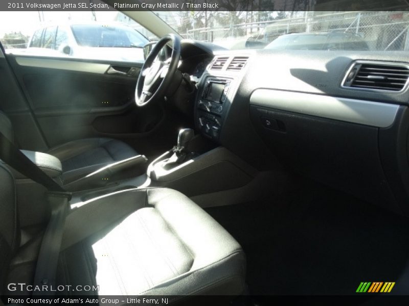 Platinum Gray Metallic / Titan Black 2011 Volkswagen Jetta SEL Sedan