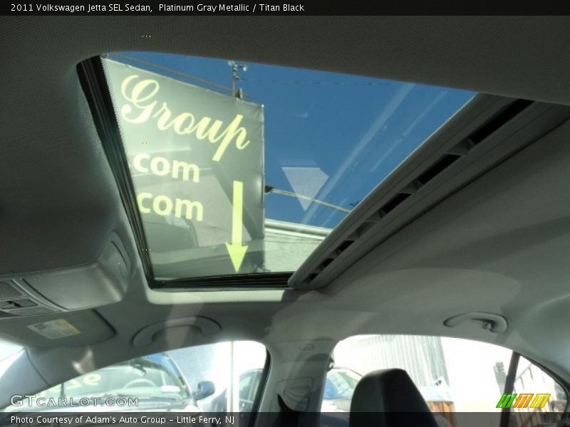 Platinum Gray Metallic / Titan Black 2011 Volkswagen Jetta SEL Sedan