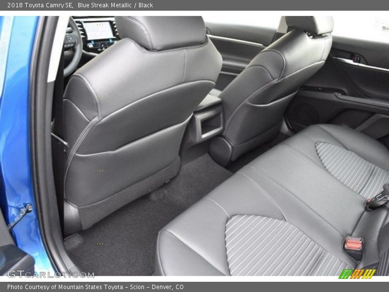 Blue Streak Metallic / Black 2018 Toyota Camry SE