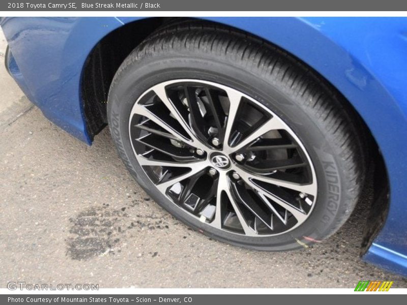 Blue Streak Metallic / Black 2018 Toyota Camry SE