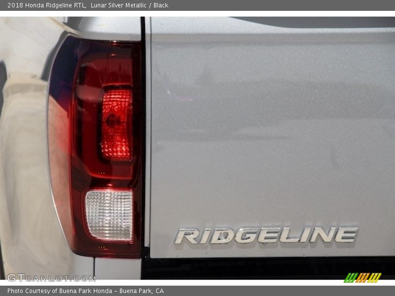 Lunar Silver Metallic / Black 2018 Honda Ridgeline RTL
