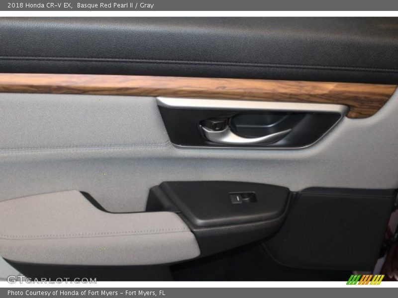Basque Red Pearl II / Gray 2018 Honda CR-V EX