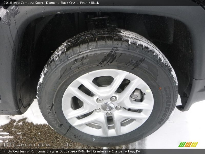 Diamond Black Crystal Pearl / Black 2018 Jeep Compass Sport