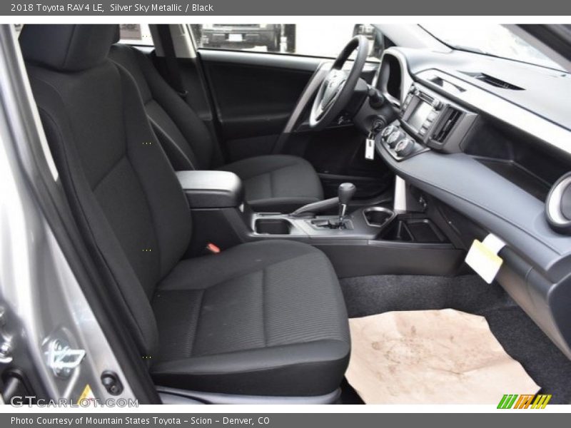 Silver Sky Metallic / Black 2018 Toyota RAV4 LE