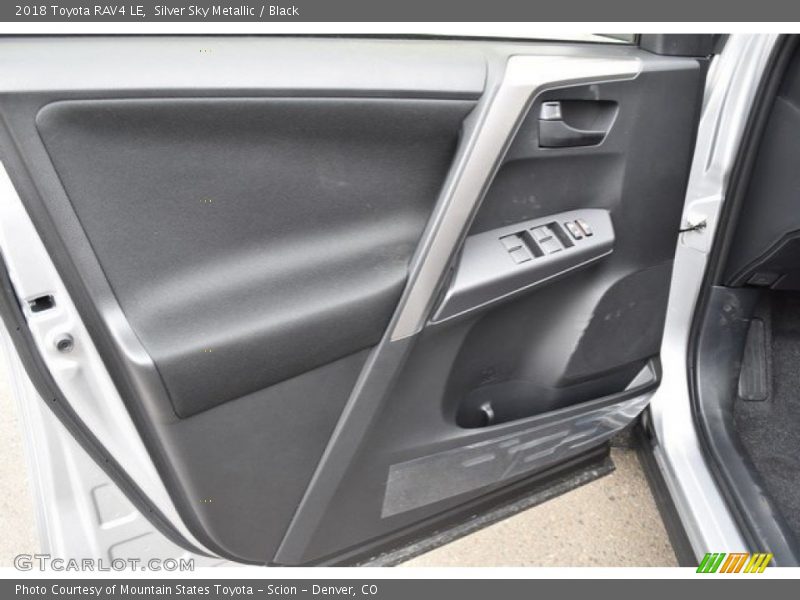 Silver Sky Metallic / Black 2018 Toyota RAV4 LE