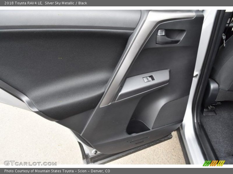Silver Sky Metallic / Black 2018 Toyota RAV4 LE