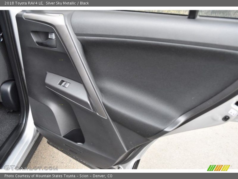 Silver Sky Metallic / Black 2018 Toyota RAV4 LE