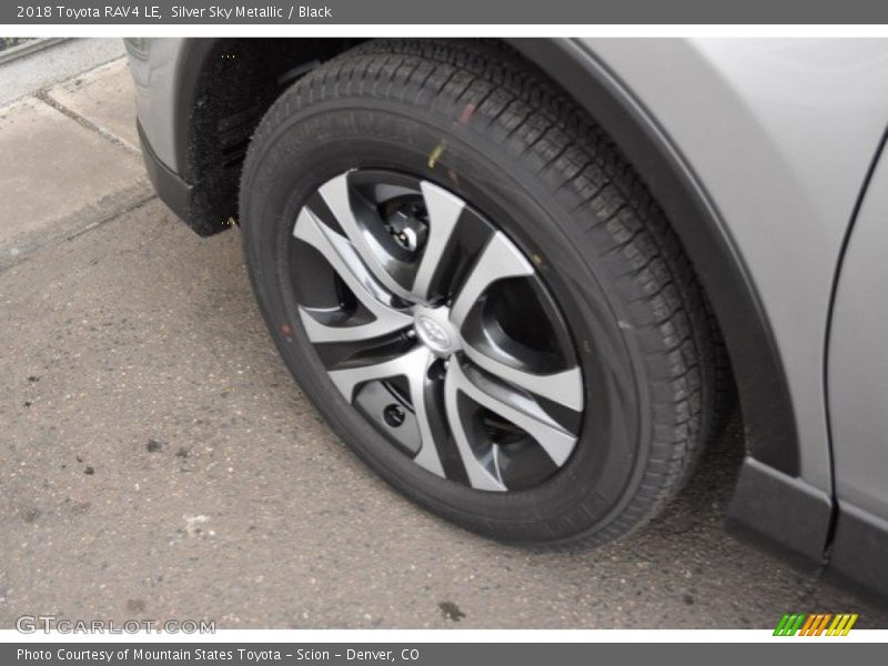 Silver Sky Metallic / Black 2018 Toyota RAV4 LE