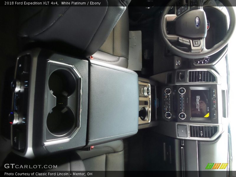 White Platinum / Ebony 2018 Ford Expedition XLT 4x4