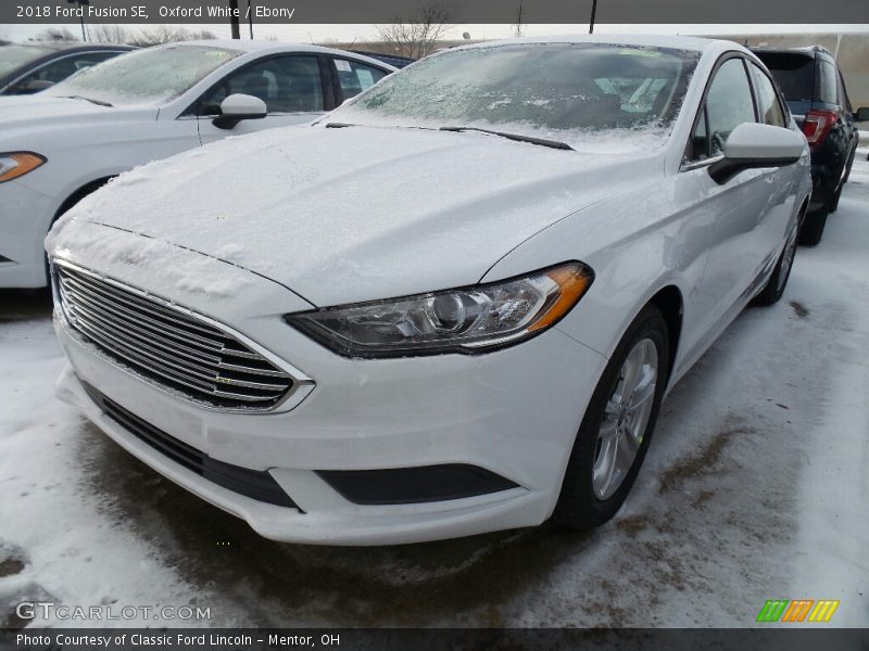 Oxford White / Ebony 2018 Ford Fusion SE