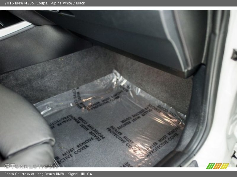 Alpine White / Black 2016 BMW M235i Coupe