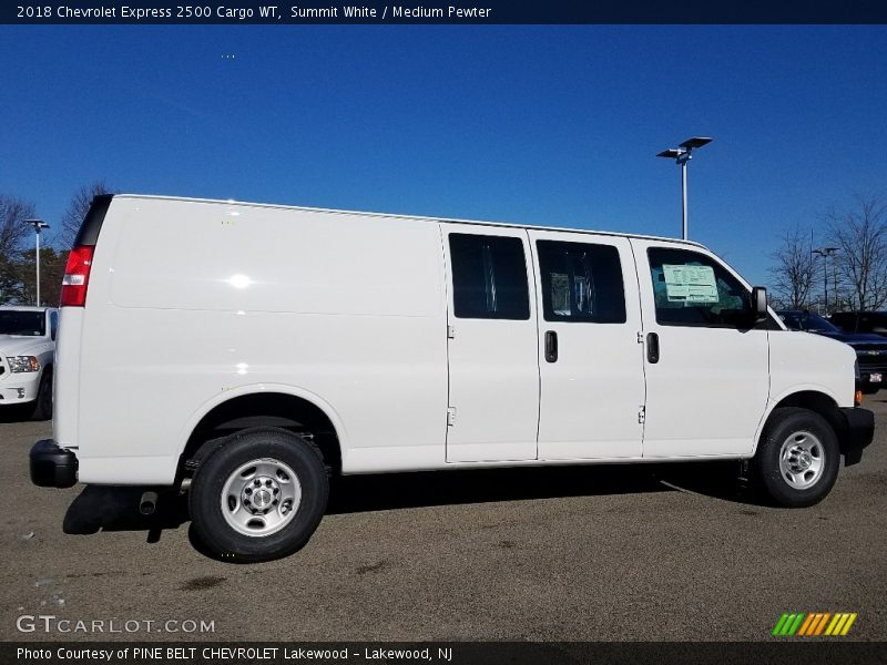 Summit White / Medium Pewter 2018 Chevrolet Express 2500 Cargo WT