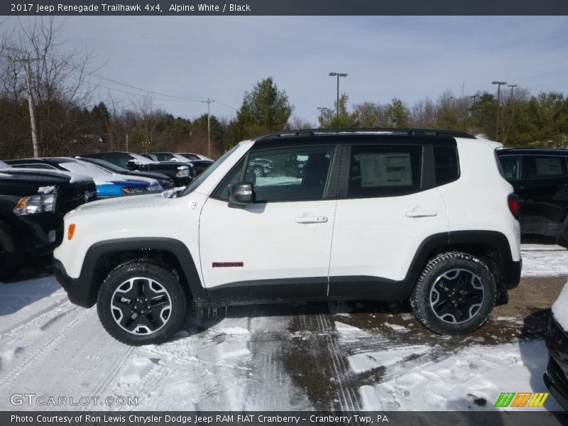 Alpine White / Black 2017 Jeep Renegade Trailhawk 4x4
