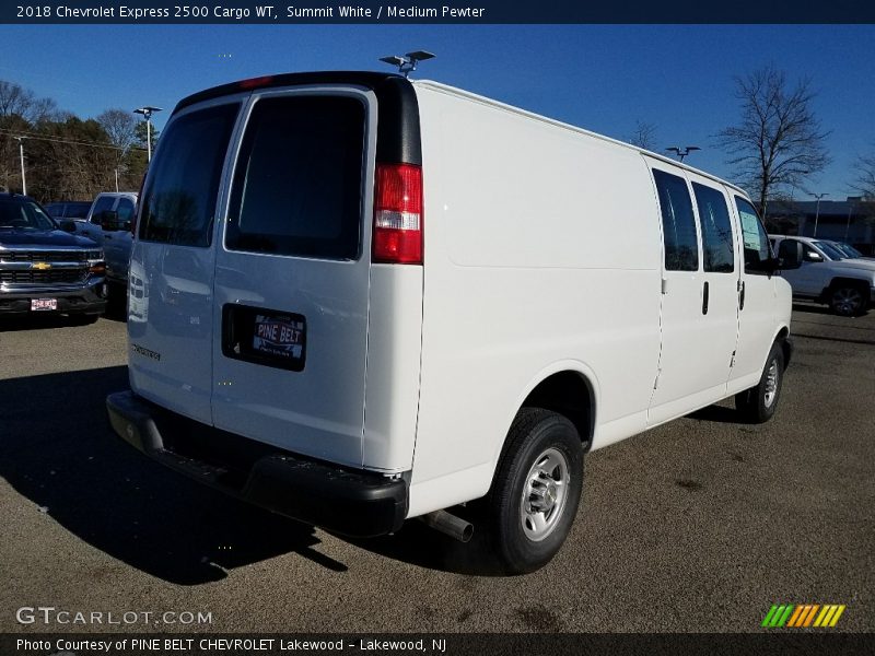 Summit White / Medium Pewter 2018 Chevrolet Express 2500 Cargo WT