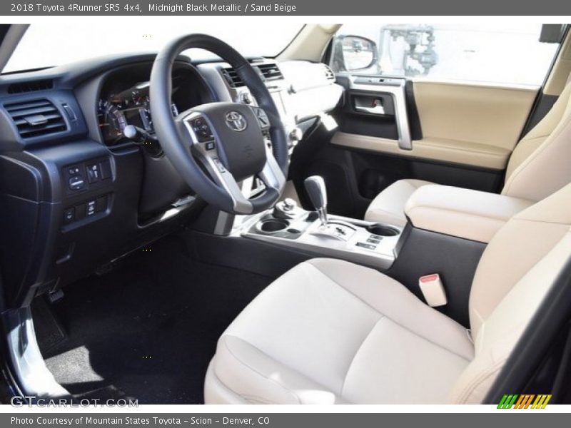 Midnight Black Metallic / Sand Beige 2018 Toyota 4Runner SR5 4x4