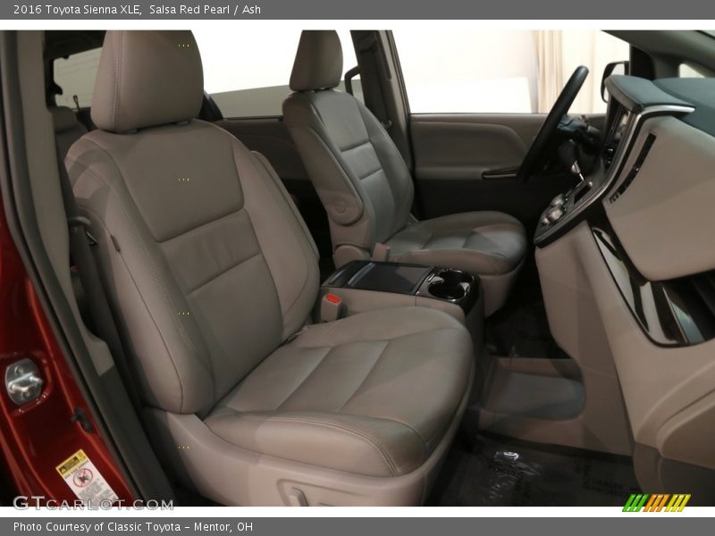 Salsa Red Pearl / Ash 2016 Toyota Sienna XLE