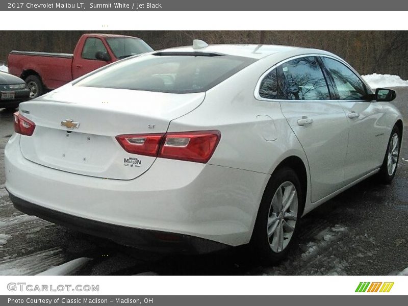 Summit White / Jet Black 2017 Chevrolet Malibu LT