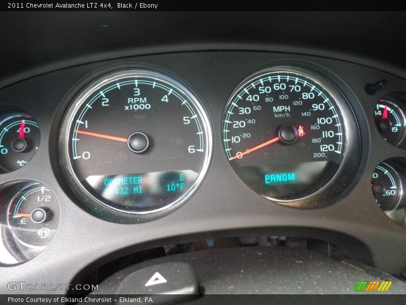 Black / Ebony 2011 Chevrolet Avalanche LTZ 4x4