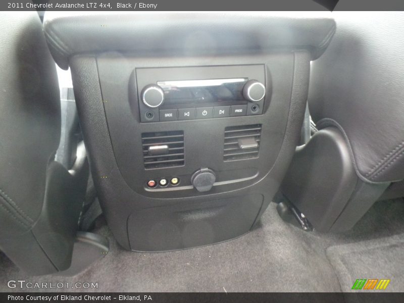 Black / Ebony 2011 Chevrolet Avalanche LTZ 4x4