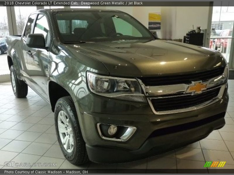 Deepwood Green Metallic / Jet Black 2018 Chevrolet Colorado LT Extended Cab