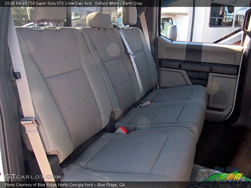 Oxford White / Earth Gray 2018 Ford F250 Super Duty STX Crew Cab 4x4