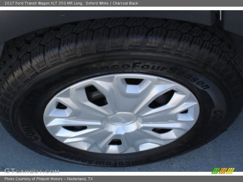 Oxford White / Charcoal Black 2017 Ford Transit Wagon XLT 350 MR Long