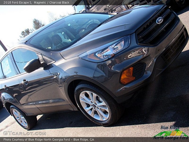 Magnetic / Charcoal Black 2018 Ford Escape S
