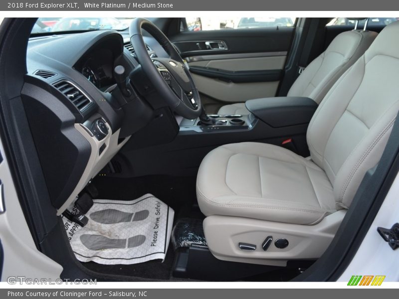 White Platinum / Medium Stone 2018 Ford Explorer XLT