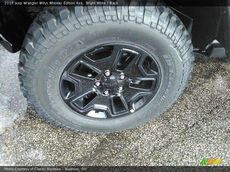 Bright White / Black 2018 Jeep Wrangler Willys Wheeler Edition 4x4