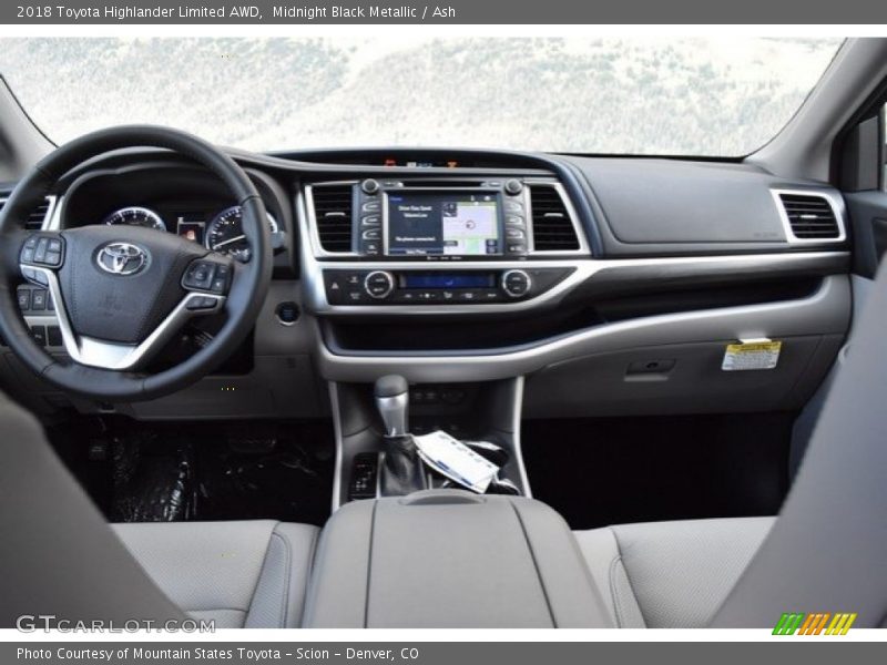 Midnight Black Metallic / Ash 2018 Toyota Highlander Limited AWD