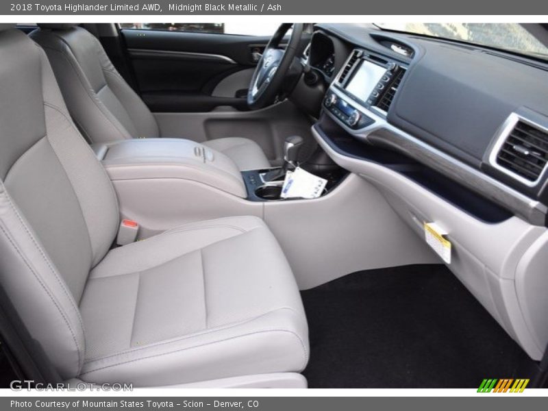 Midnight Black Metallic / Ash 2018 Toyota Highlander Limited AWD
