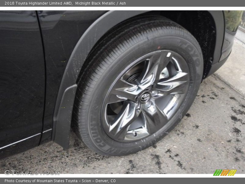 Midnight Black Metallic / Ash 2018 Toyota Highlander Limited AWD