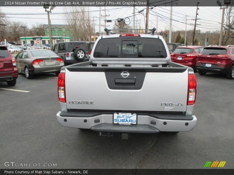 Brilliant Silver / Pro-4X Graphite/Steel 2014 Nissan Frontier Pro-4X Crew Cab 4x4