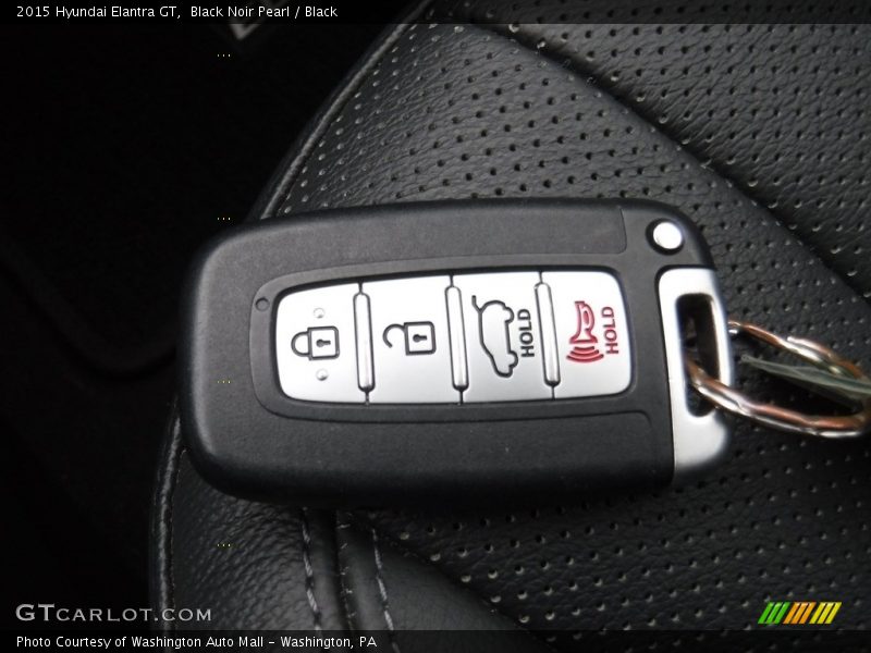 Black Noir Pearl / Black 2015 Hyundai Elantra GT