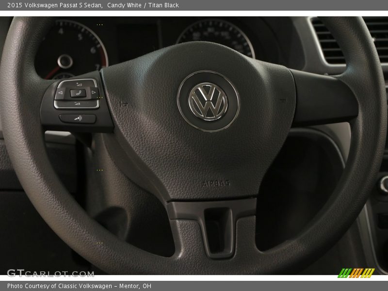 Candy White / Titan Black 2015 Volkswagen Passat S Sedan