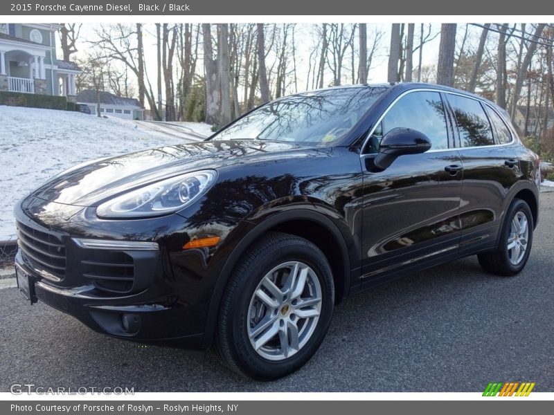 Front 3/4 View of 2015 Cayenne Diesel