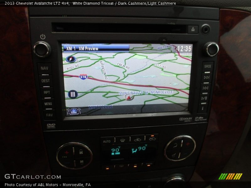 White Diamond Tricoat / Dark Cashmere/Light Cashmere 2013 Chevrolet Avalanche LTZ 4x4