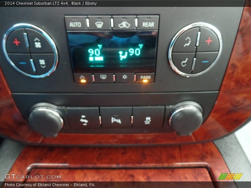 Black / Ebony 2014 Chevrolet Suburban LTZ 4x4