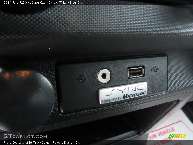 Oxford White / Steel Grey 2014 Ford F150 XL SuperCab