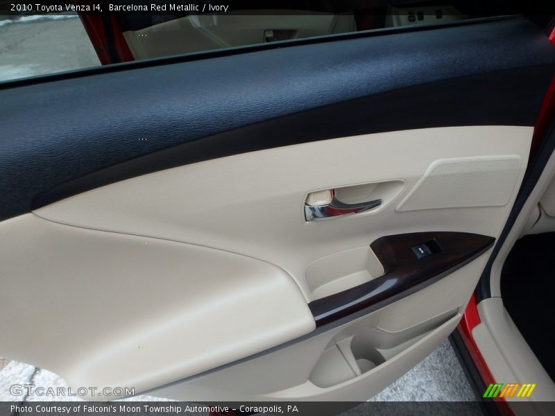Barcelona Red Metallic / Ivory 2010 Toyota Venza I4