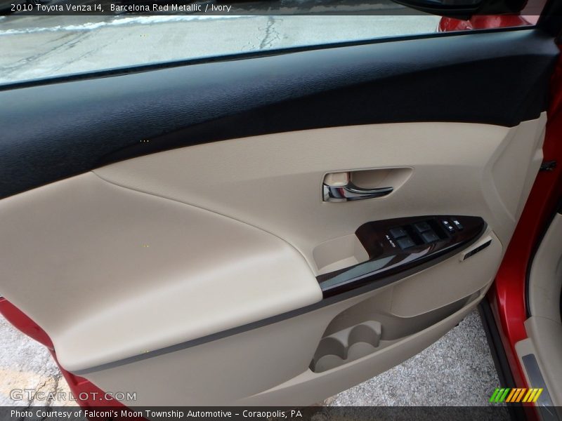 Barcelona Red Metallic / Ivory 2010 Toyota Venza I4