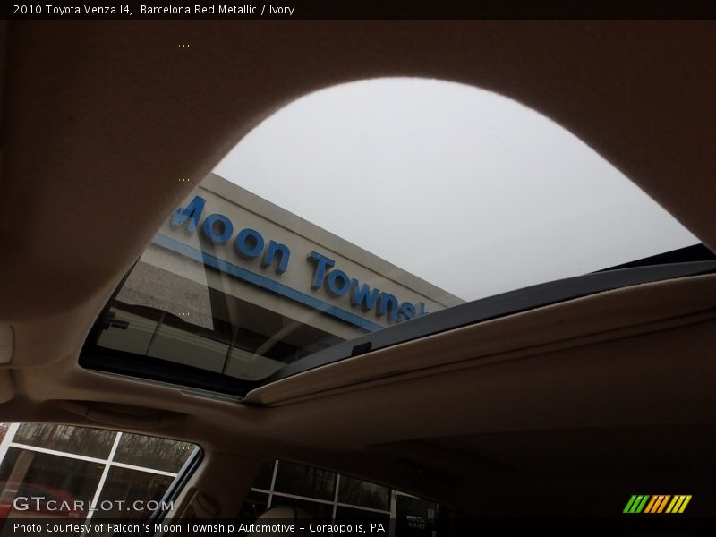Barcelona Red Metallic / Ivory 2010 Toyota Venza I4