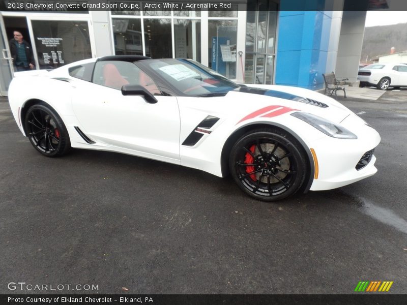 Arctic White / Adrenaline Red 2018 Chevrolet Corvette Grand Sport Coupe