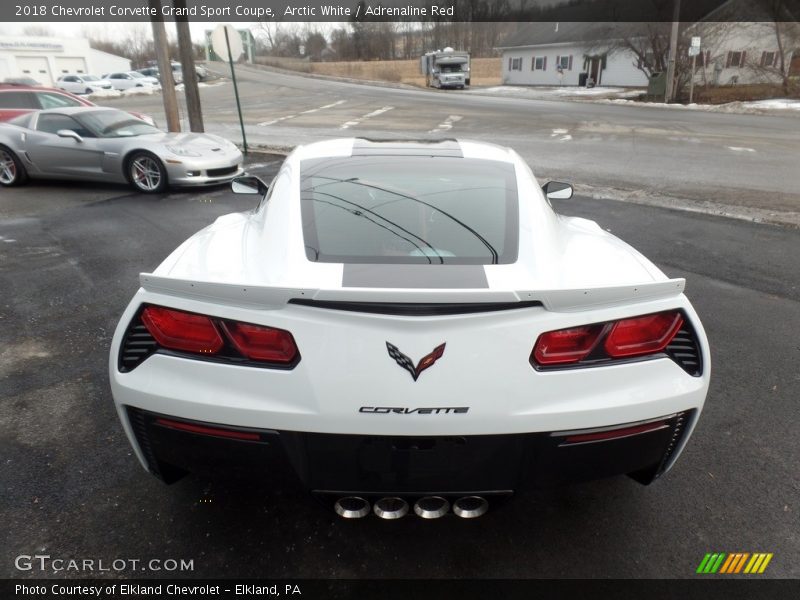 Arctic White / Adrenaline Red 2018 Chevrolet Corvette Grand Sport Coupe